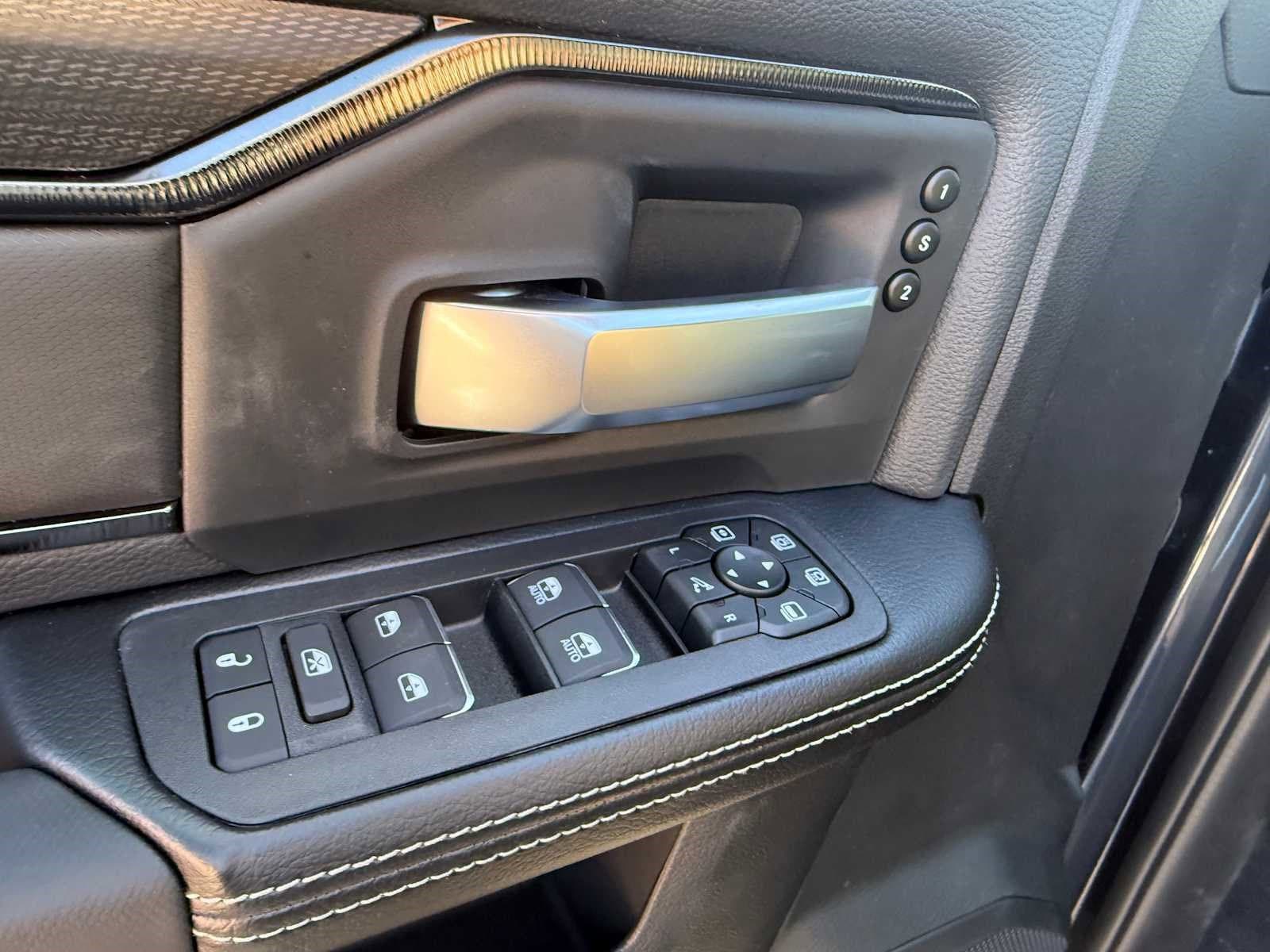 2026 RAM 2500 Limited - Photo 6