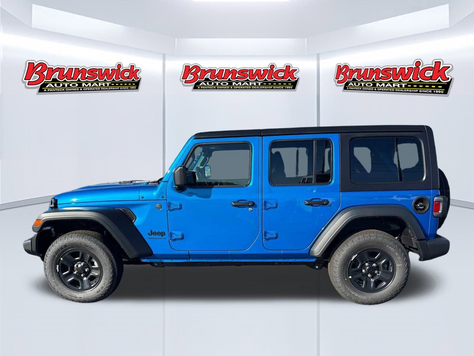 2026 Jeep Wrangler Sport photo 2