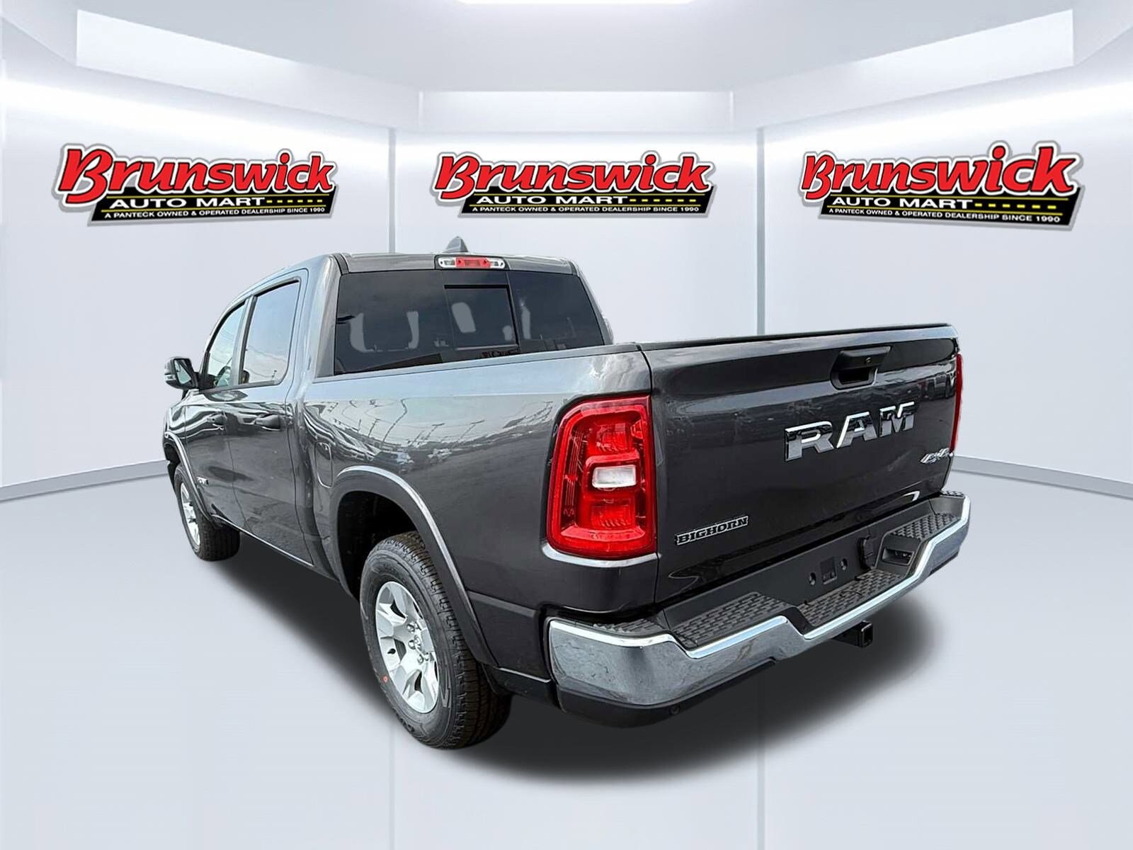 2025 Ram 1500 Big Horn photo 4