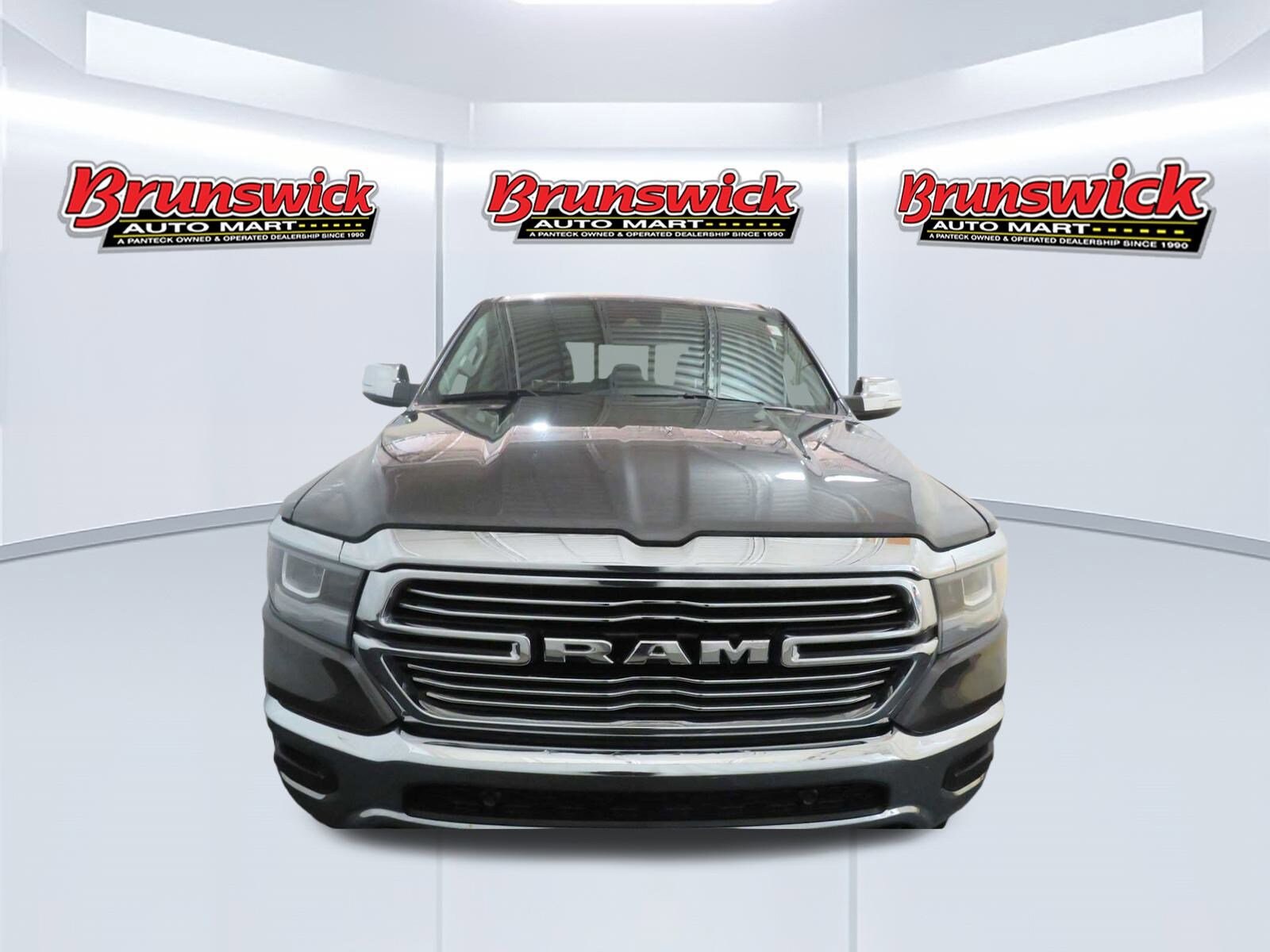 2022 Ram 1500 Laramie photo 3