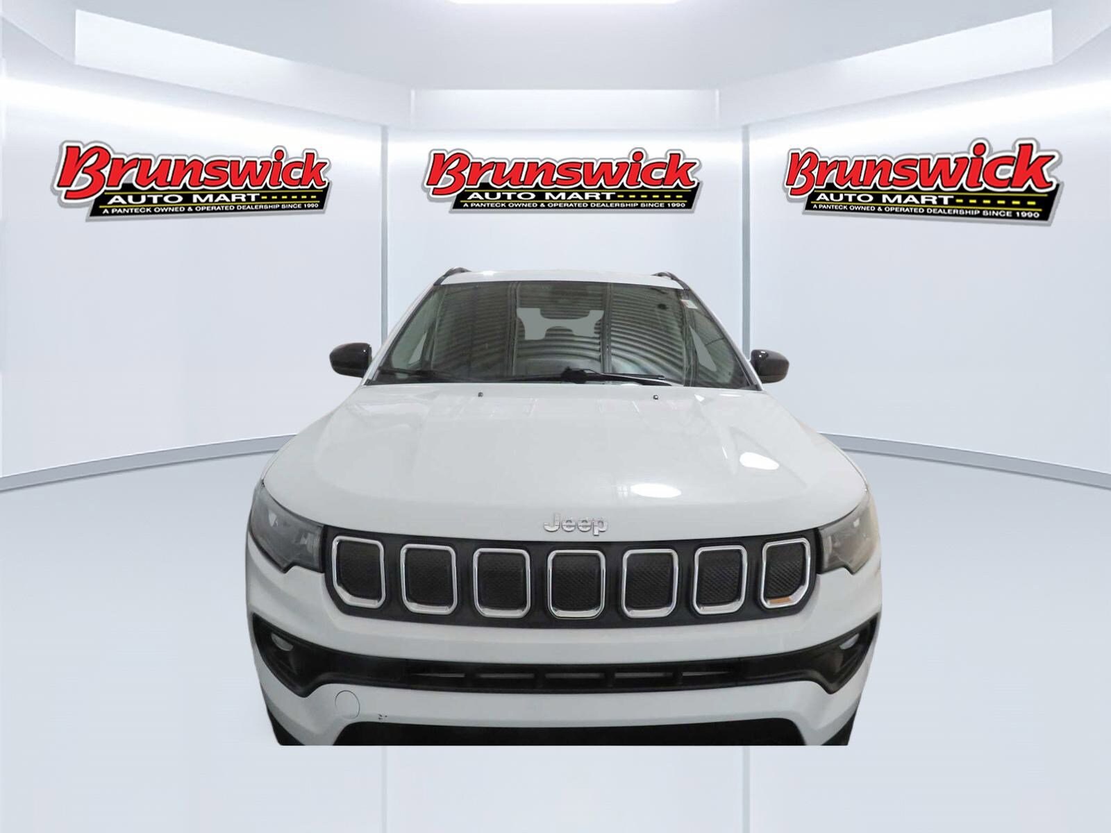 2022 Jeep Compass Latitude photo 3