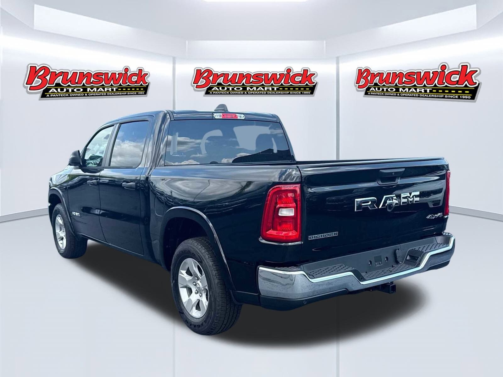 2025 Ram 1500 Big Horn photo 4