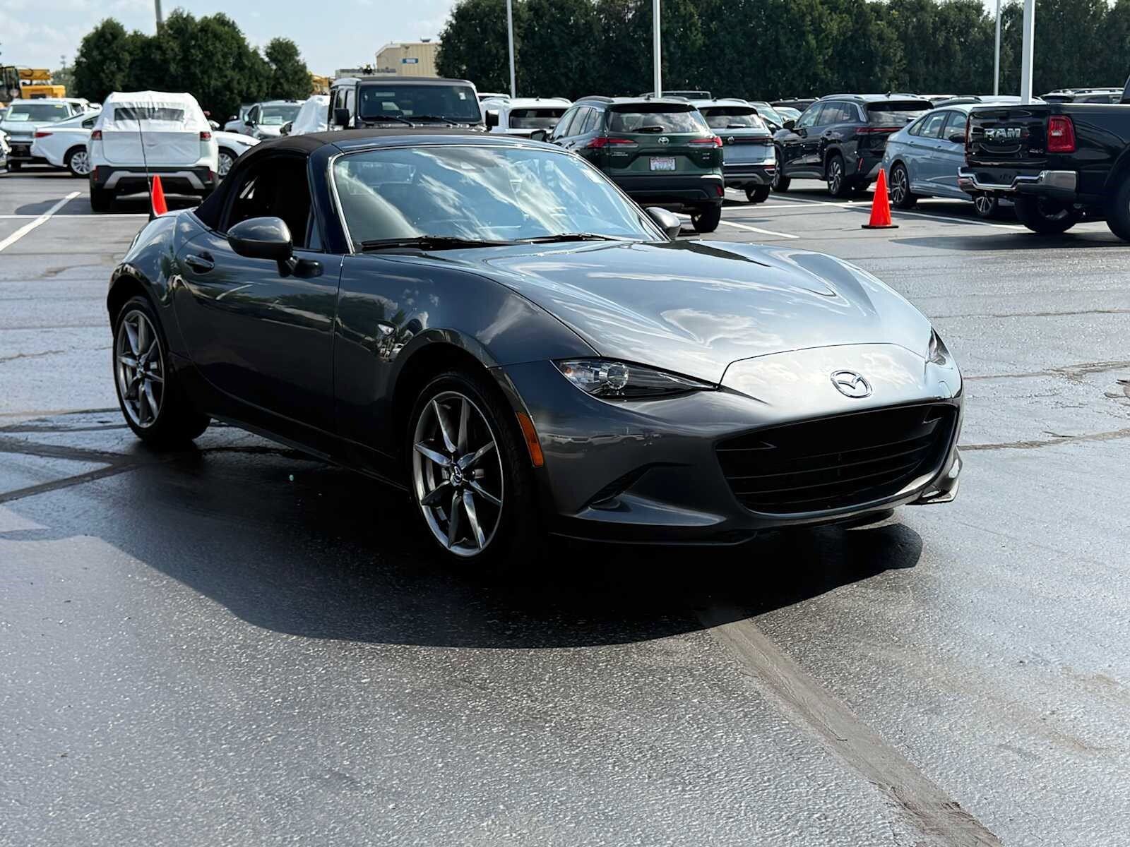 2022 Mazda MX-5 Miata Miata Grand Touring photo 4