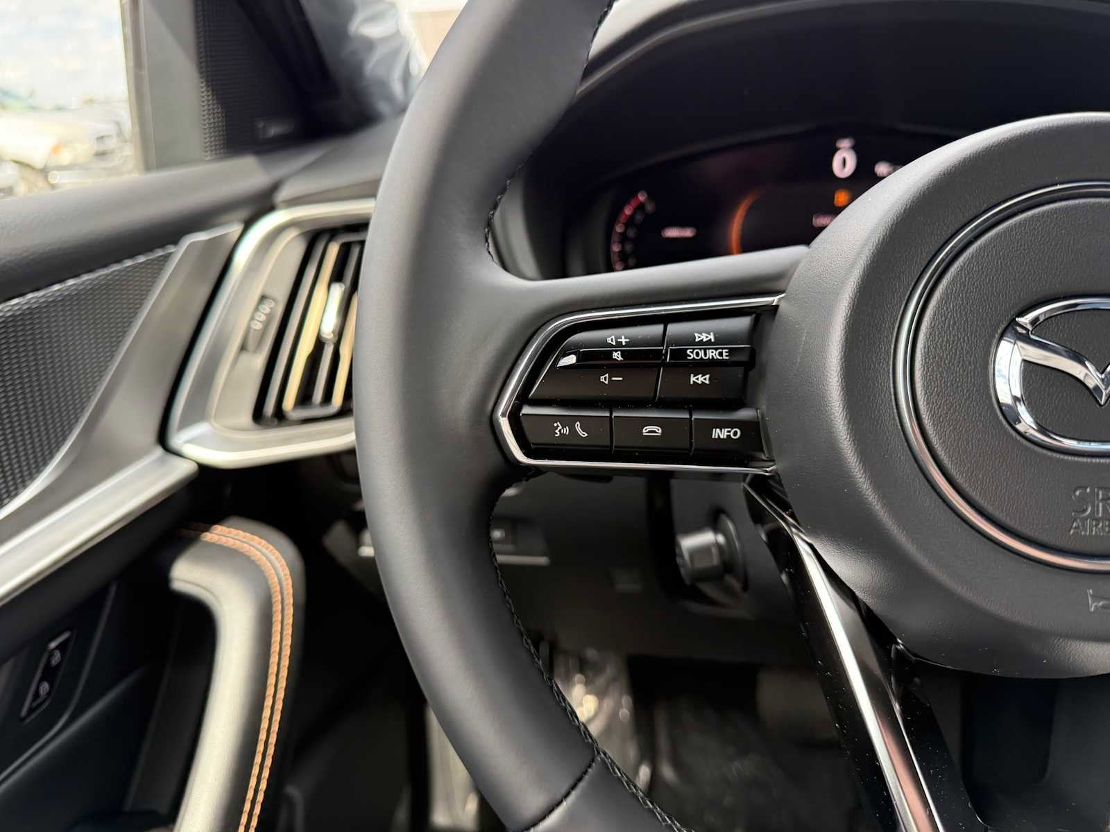 2026 Mazda CX-70 Premium Package - Photo 12