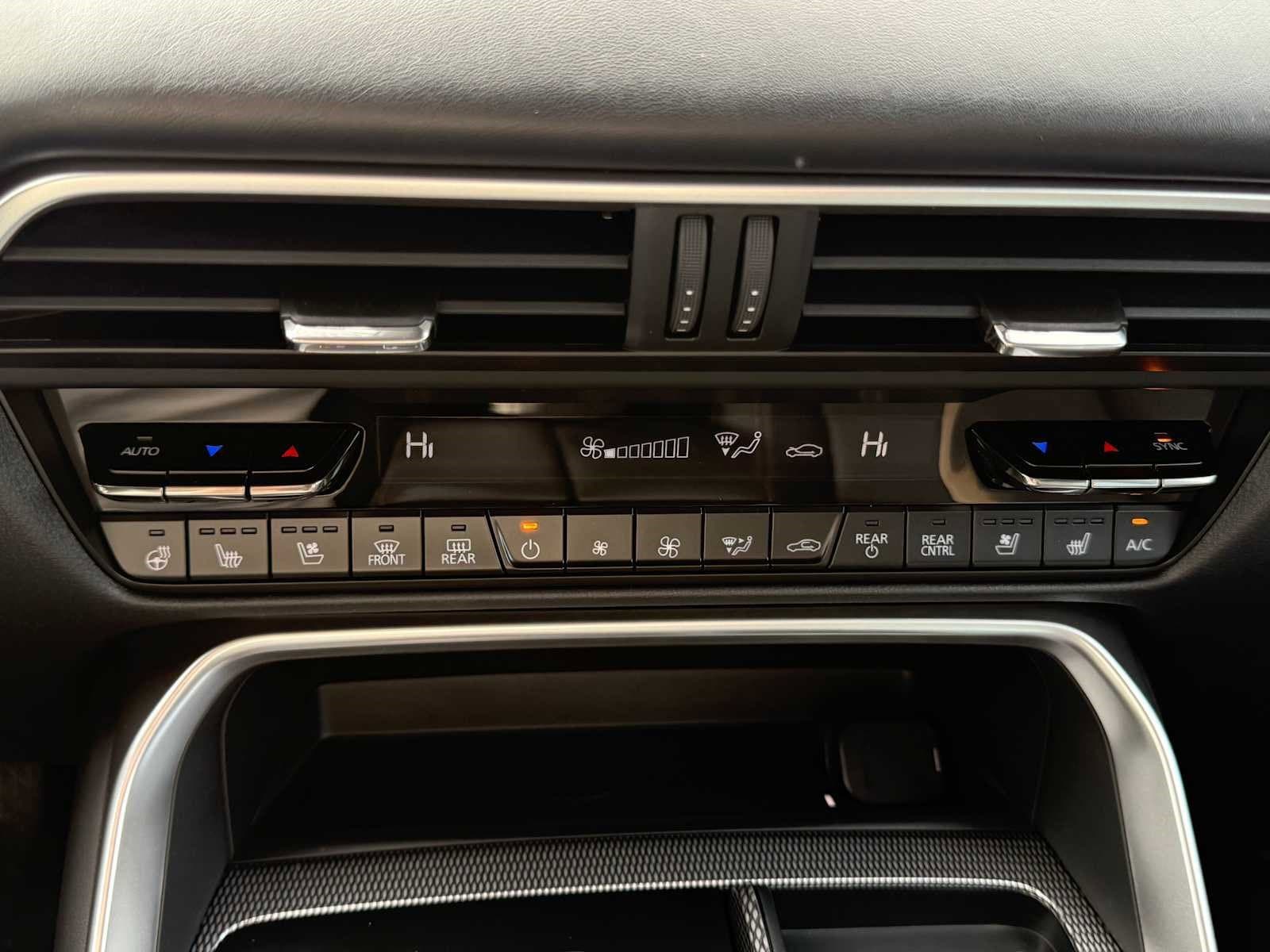 2026 Mazda CX-70 Premium Plus Package - Photo 17