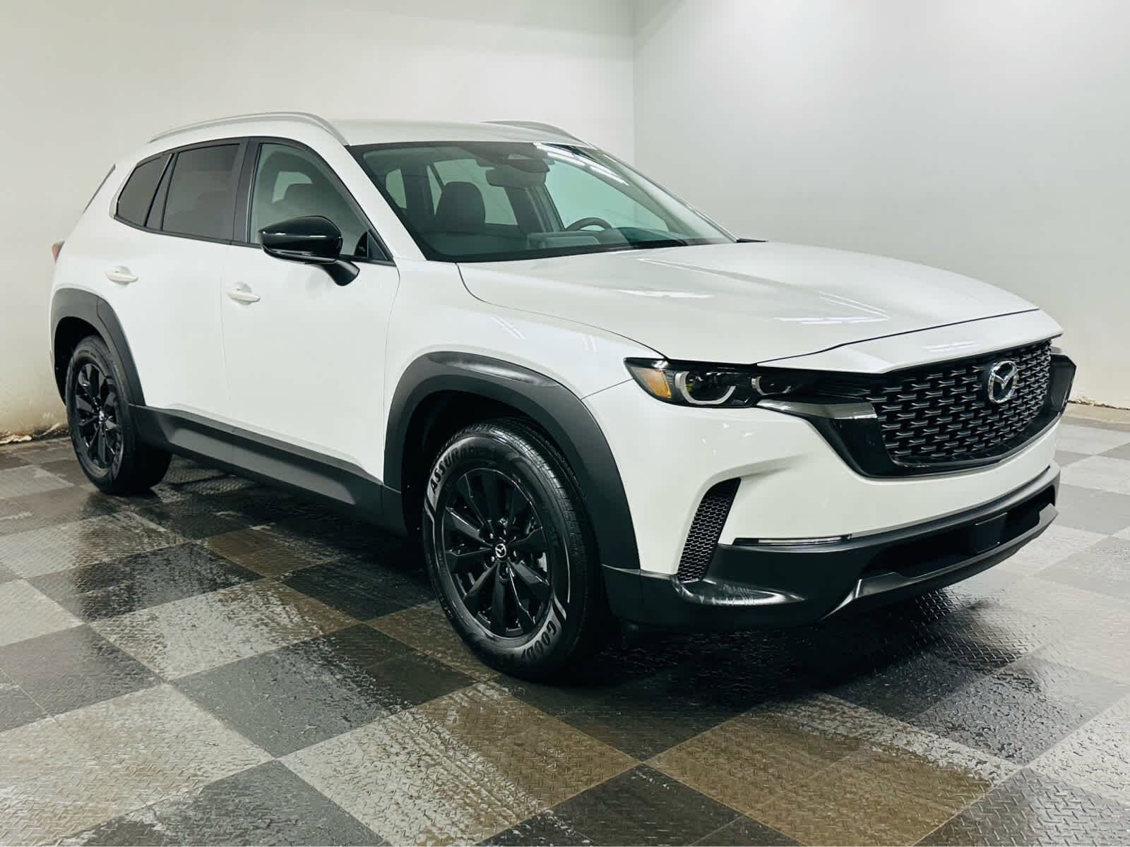 2025 Mazda CX-50 2.5 S Preferred photo 3