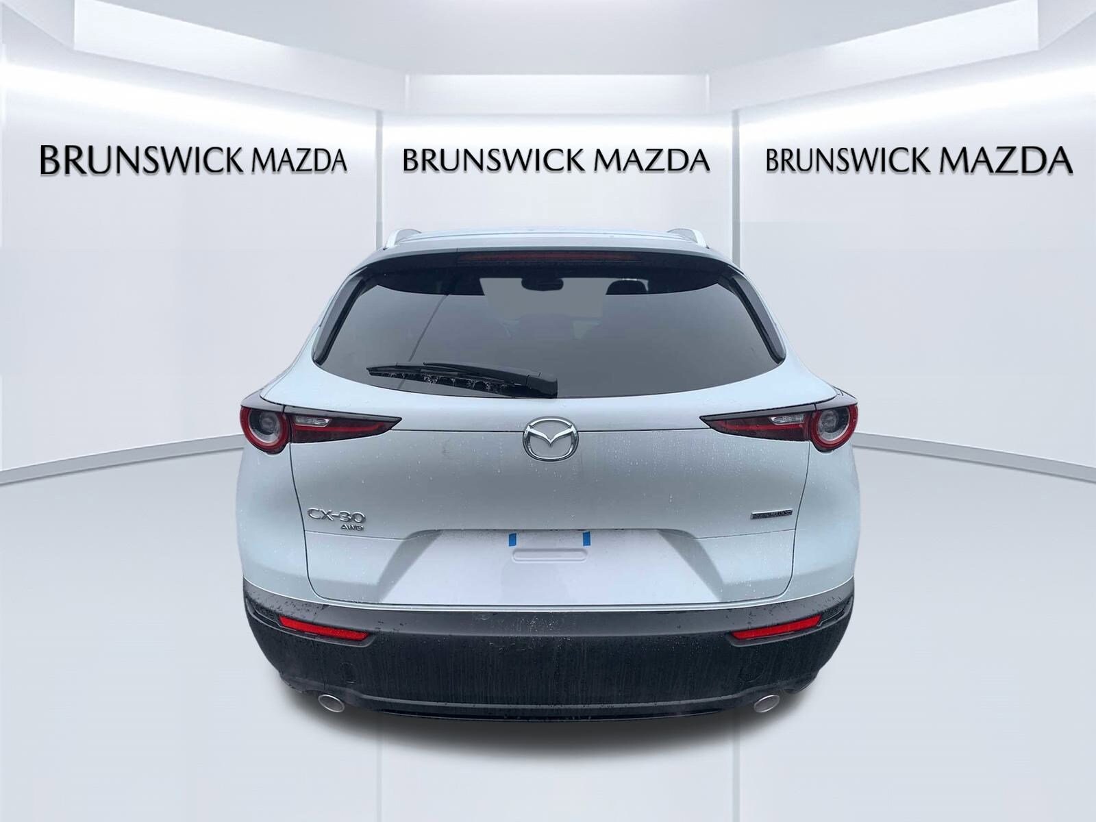 2025 Mazda CX-30 2.5 Select Sport photo 3