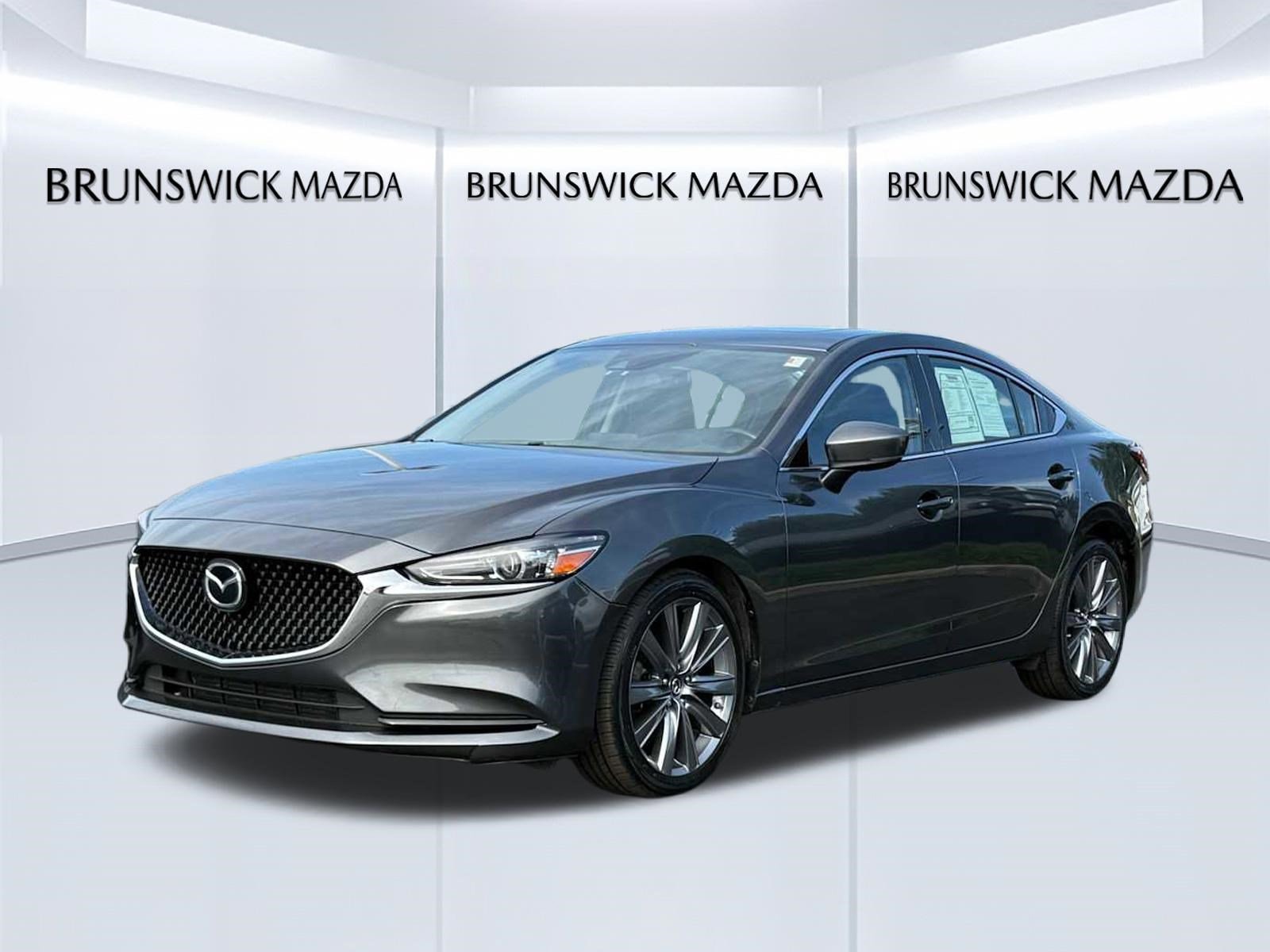 2018 Mazda EZ-6 Grand Touring Auto's photo