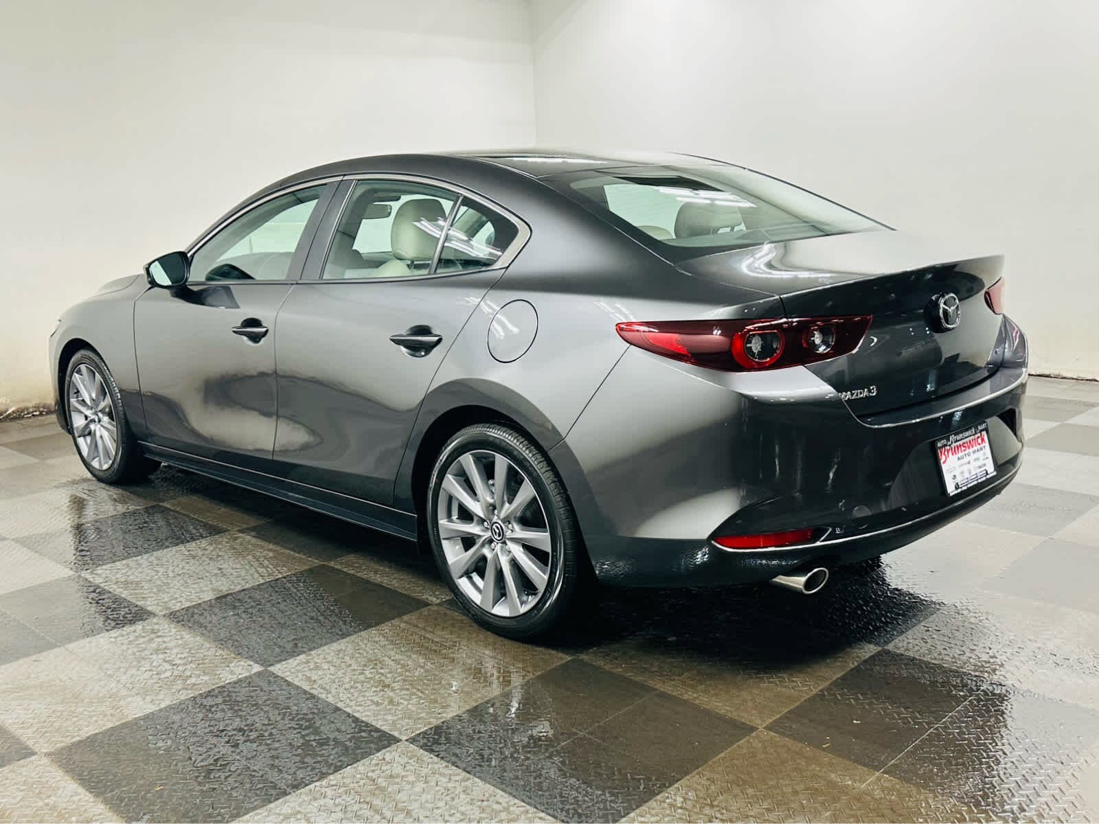 2025 Mazda Mazda3 Sedan 2.5 s Preferred photo 4