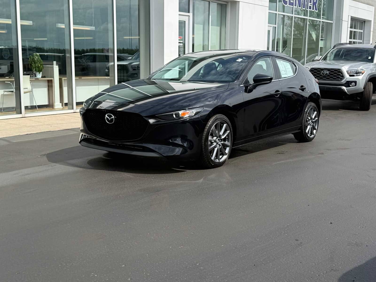 Jet Black Mica 2021 Mazda MAZDA3 Preferred Hatchback FWD Hatchback Front-Wheel Drive 6-Speed Automatic