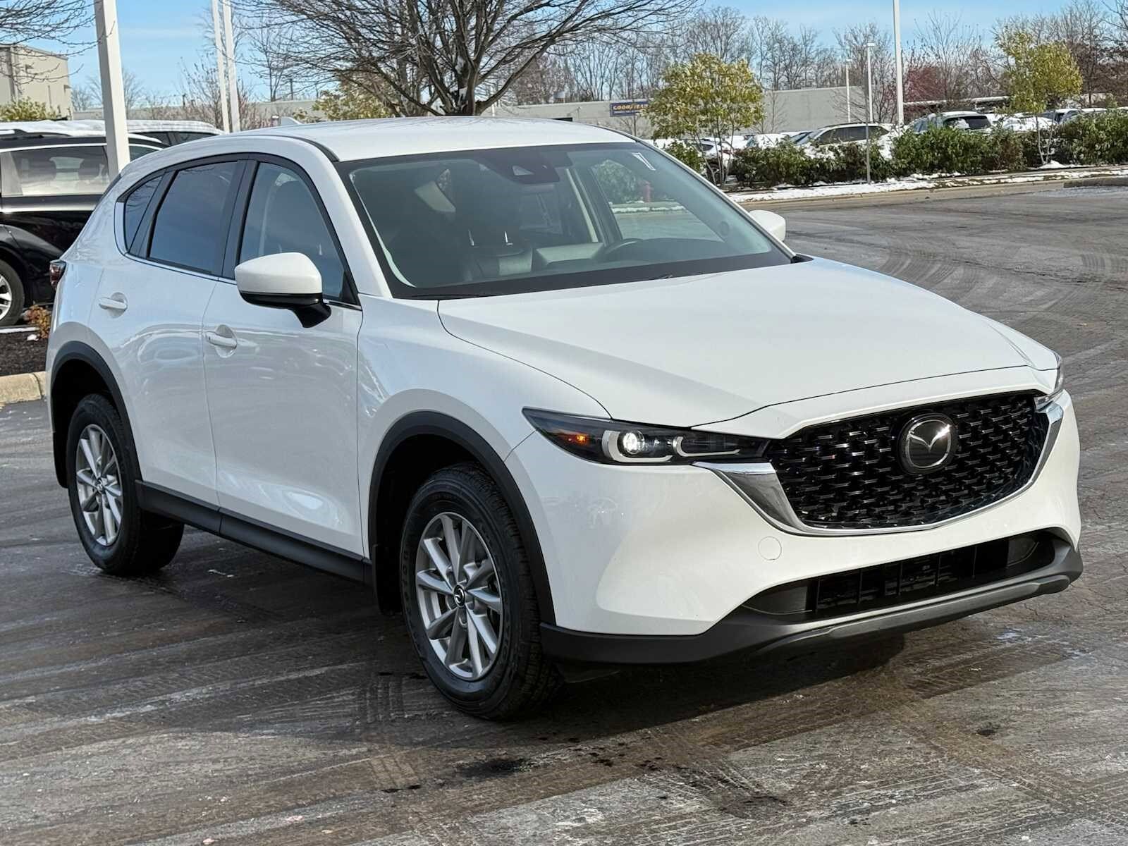 2023 Mazda CX-5 2.5 Select photo 3