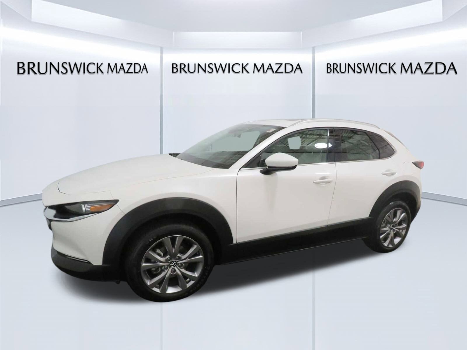 2020 Mazda CX-30 Premium photo 2