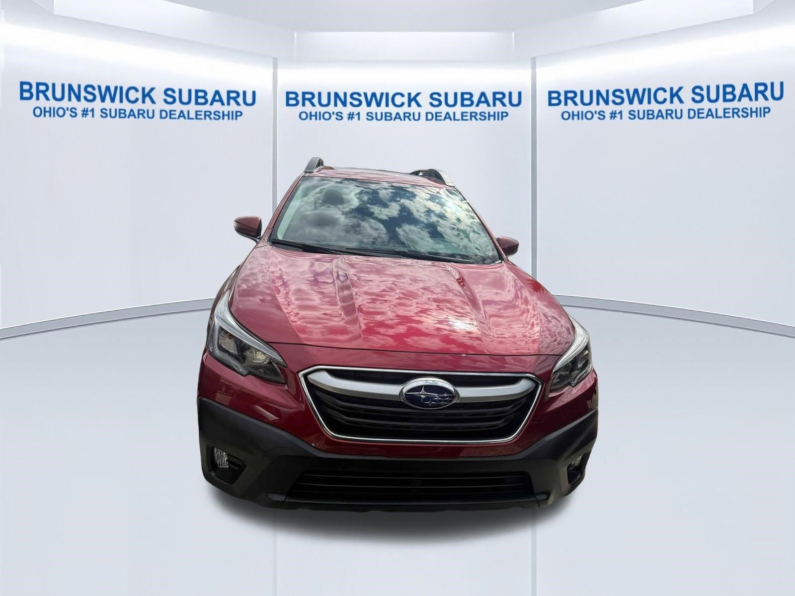 2022 Subaru Outback Premium's photo