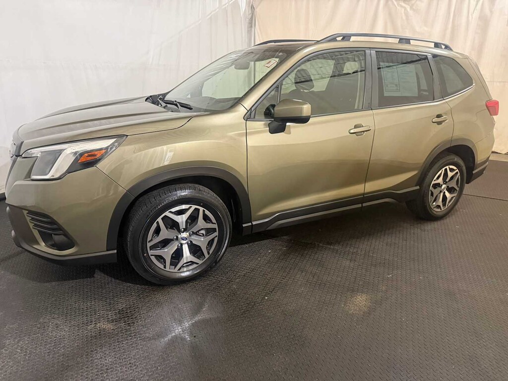 Used 2023 Subaru Forester Premium SUV