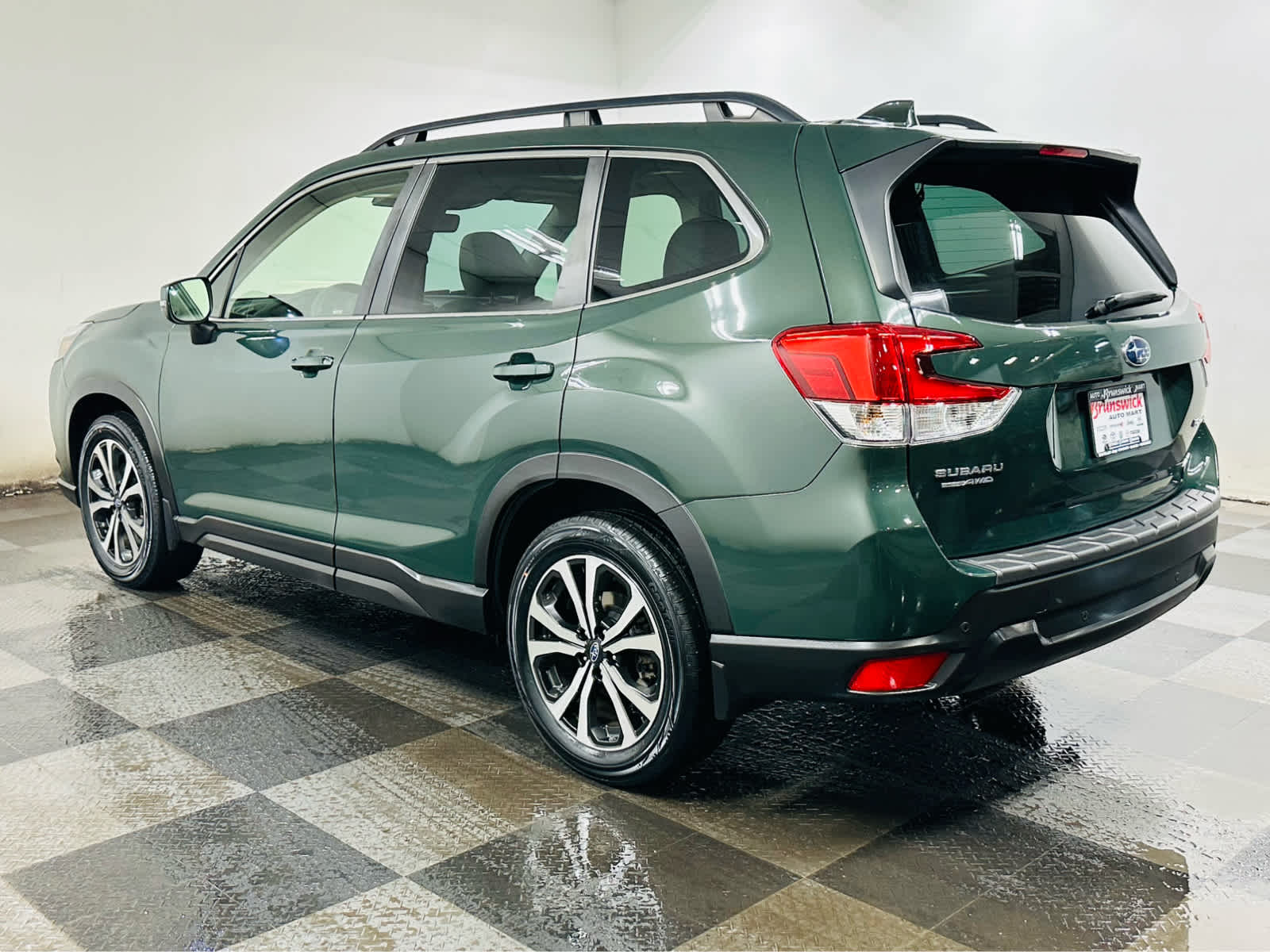 2022 Subaru Forester Limited photo 4
