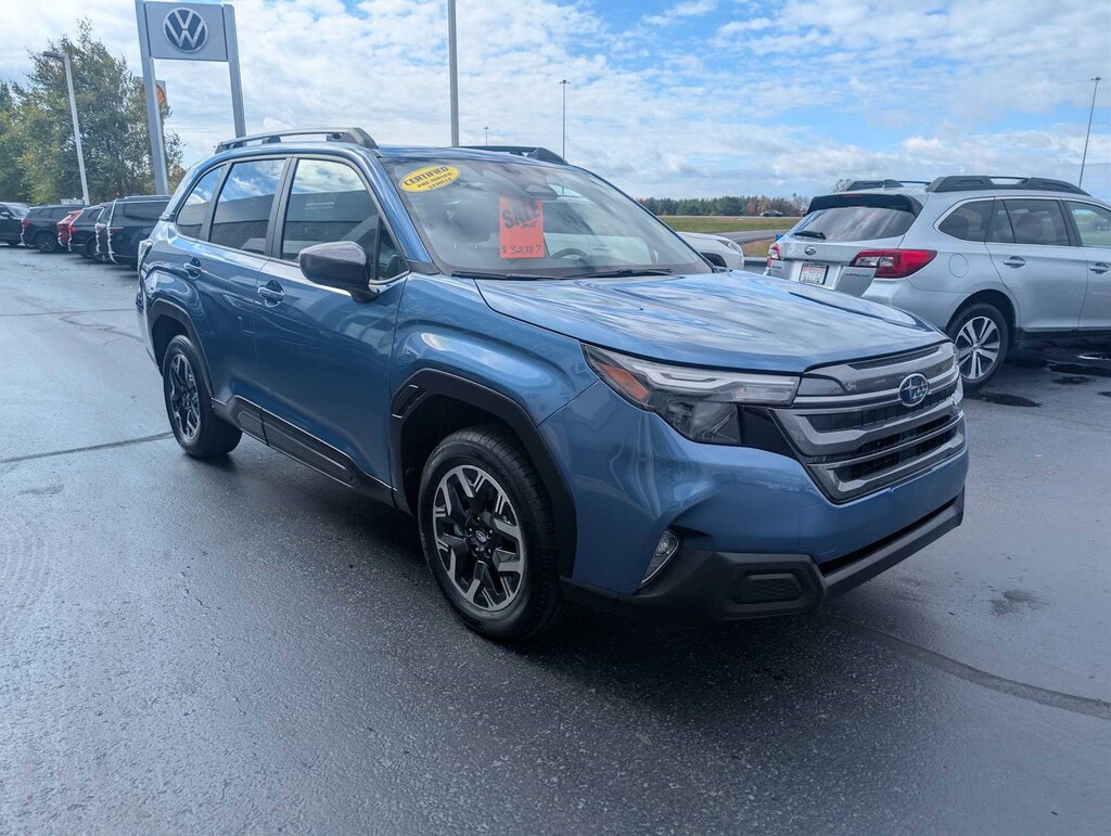 Used 2025 Subaru Forester Premium SUV