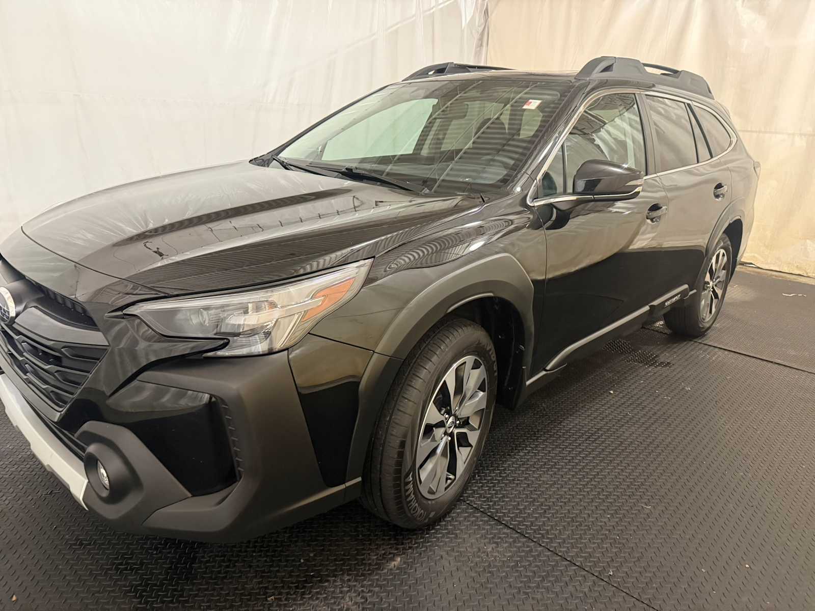 2023 Subaru Outback Limited's photo