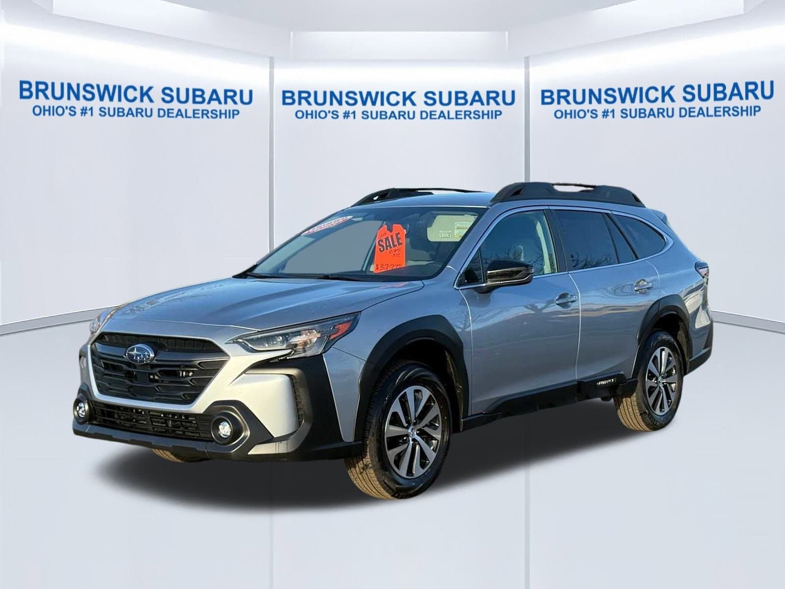 2025 Subaru Outback Premium's photo