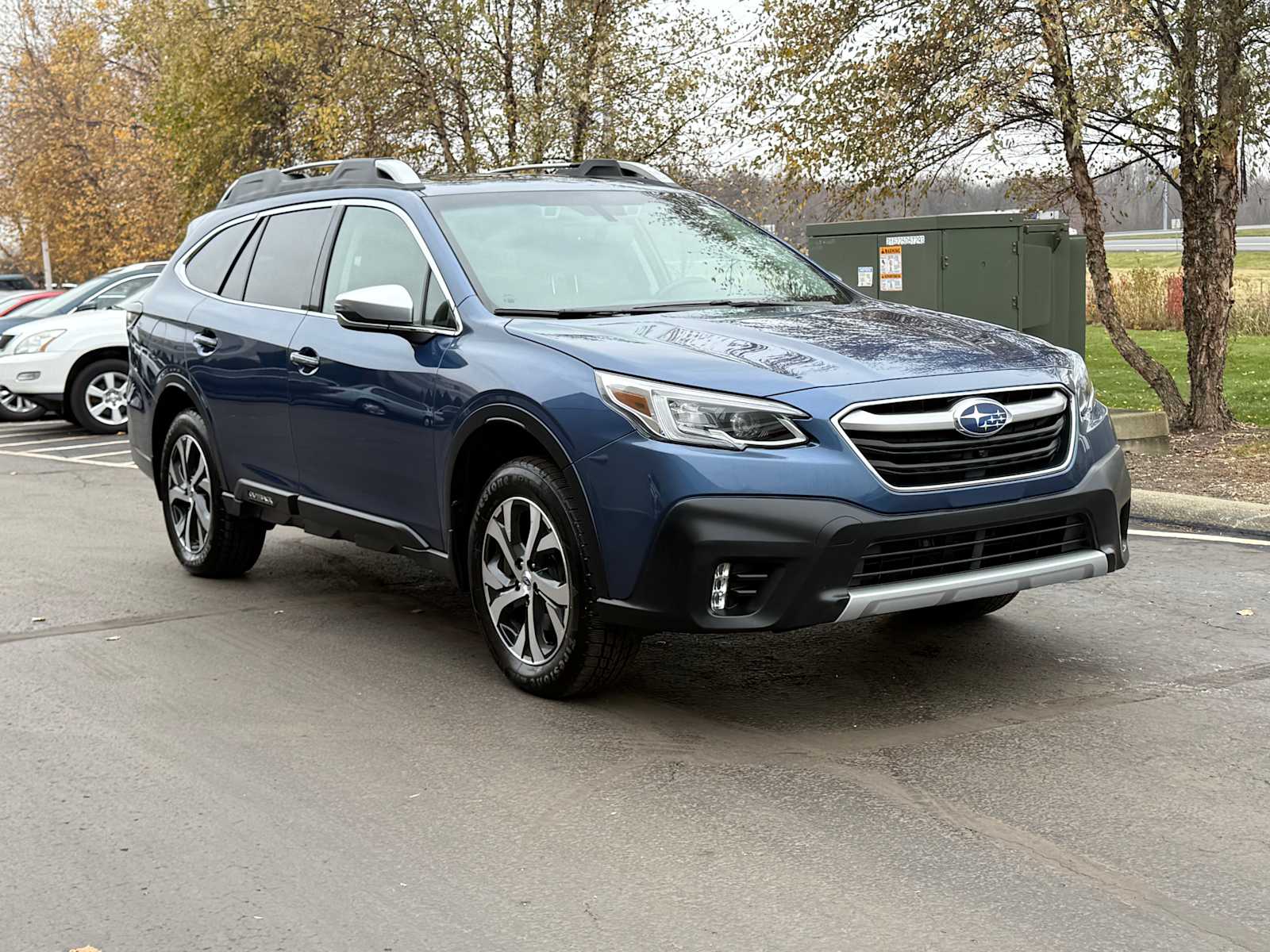 2020 Subaru Outback Touring XT photo 2