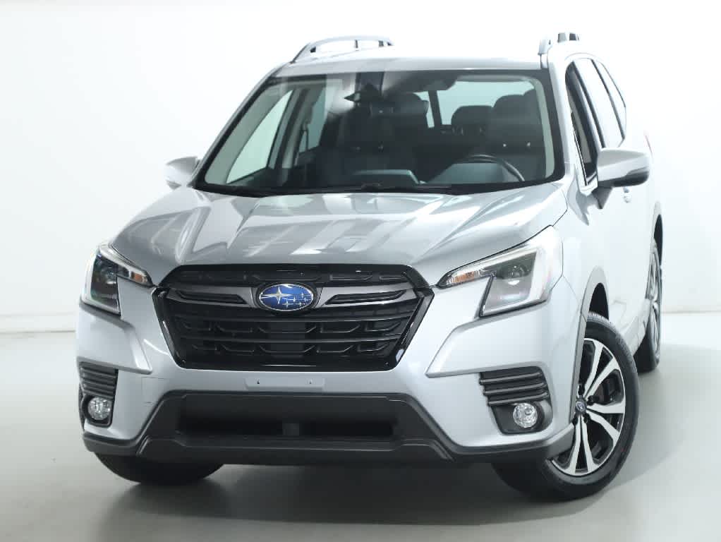 2023 Subaru Forester Limited photo 3