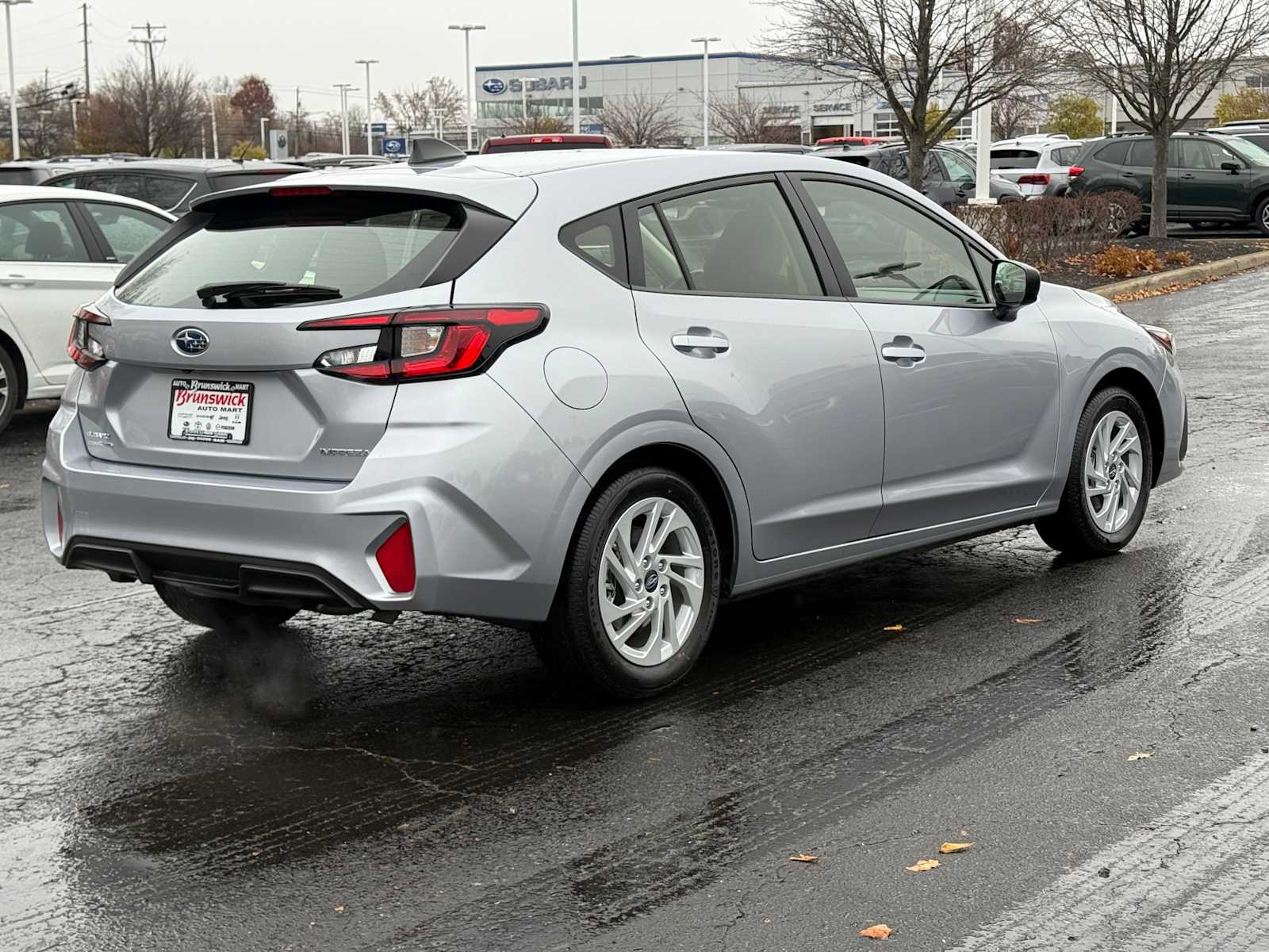 2025 Subaru Impreza Base photo 3