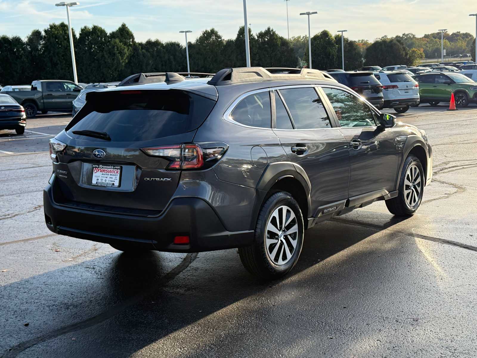 2025 Subaru Outback Premium photo 2