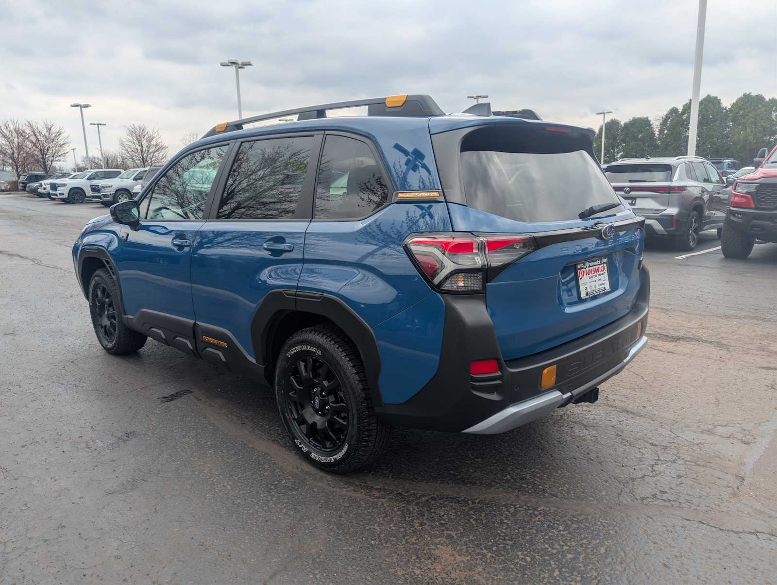 View vehicle photo 5