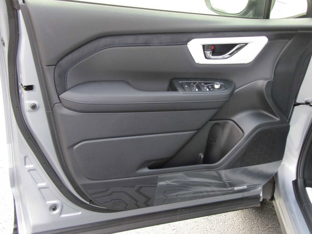 New 2025 Subaru Forester Limited SUV