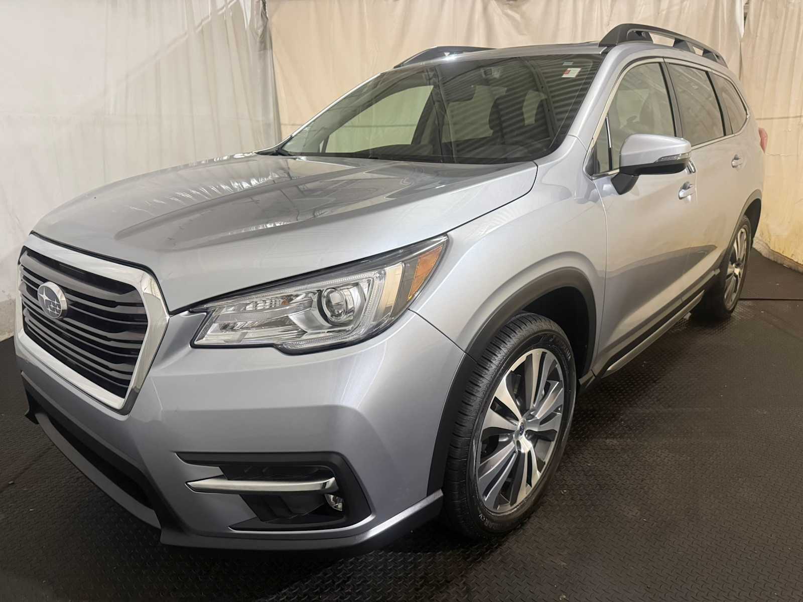 Ice Silver 2022 Subaru Ascent Limited 7-Passenger AWD SUV / Crossover All-Wheel Drive Continuously Variable Transmission
