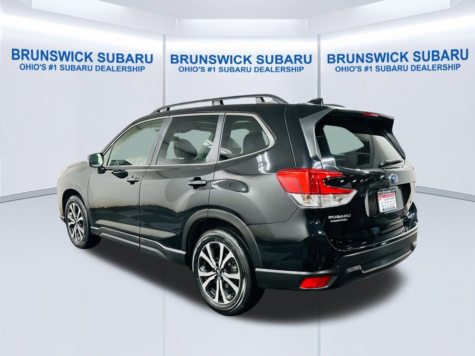 2023 Subaru Forester Limited photo 4