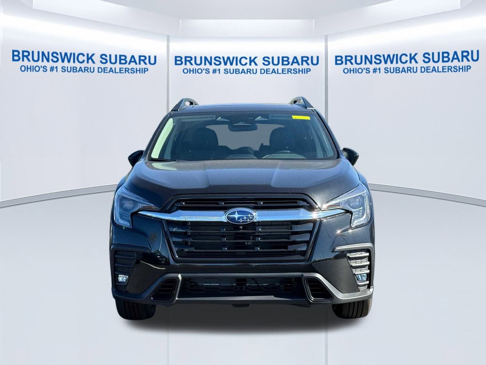 2025 Subaru Ascent Limited photo 2