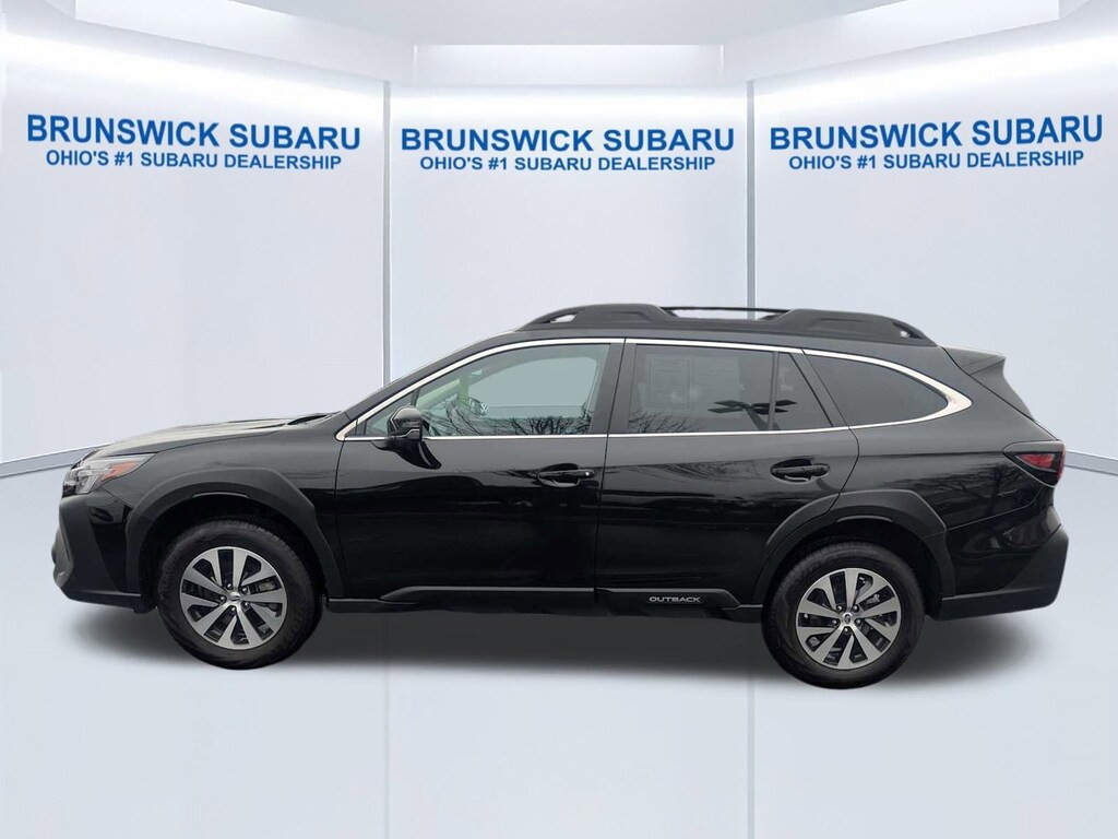 Used 2025 Subaru Outback Premium SUV