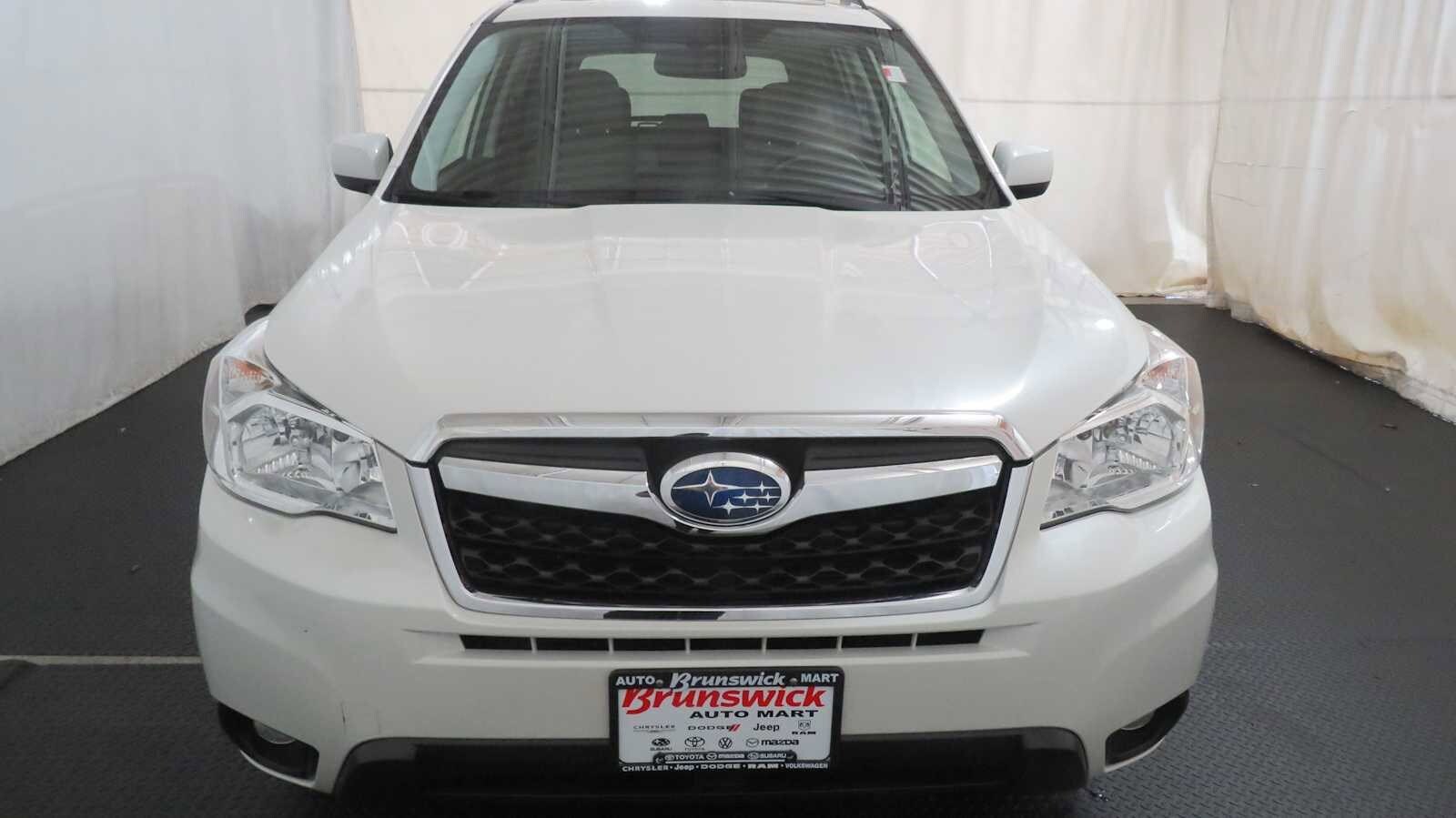 2016 Subaru Forester 2.5i Limited photo 3
