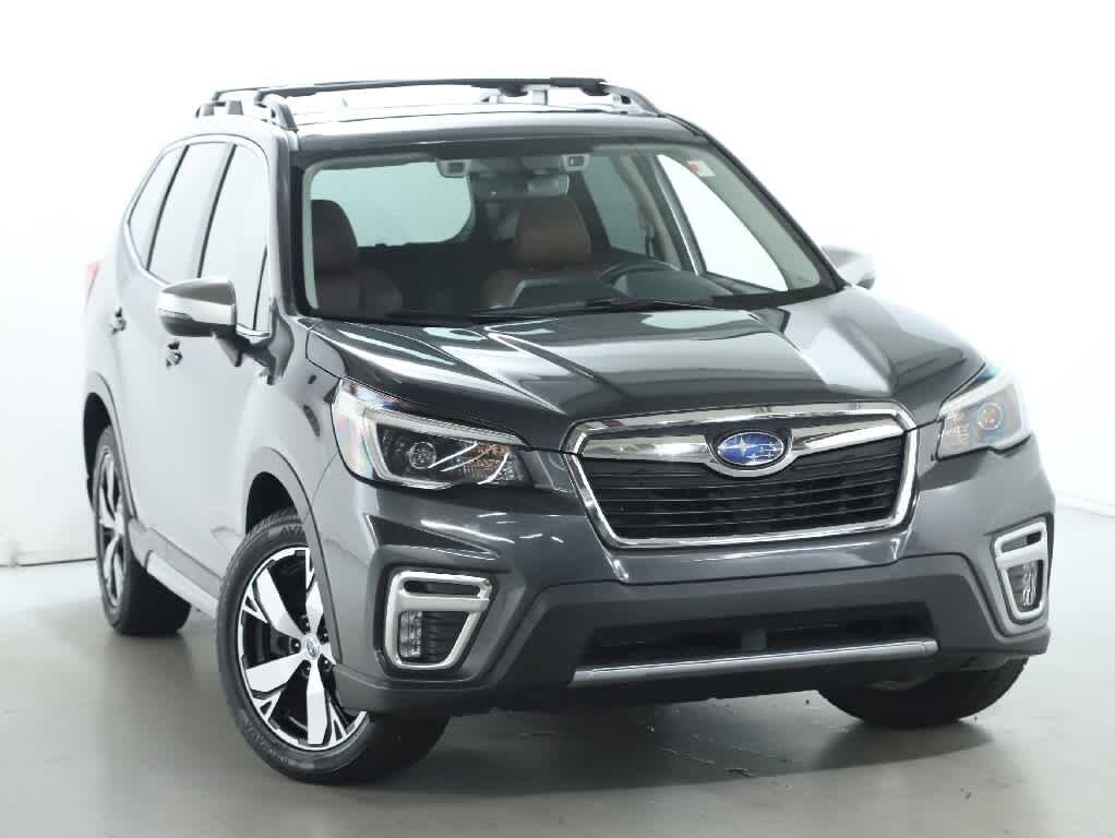 2021 Subaru Forester Touring photo 2