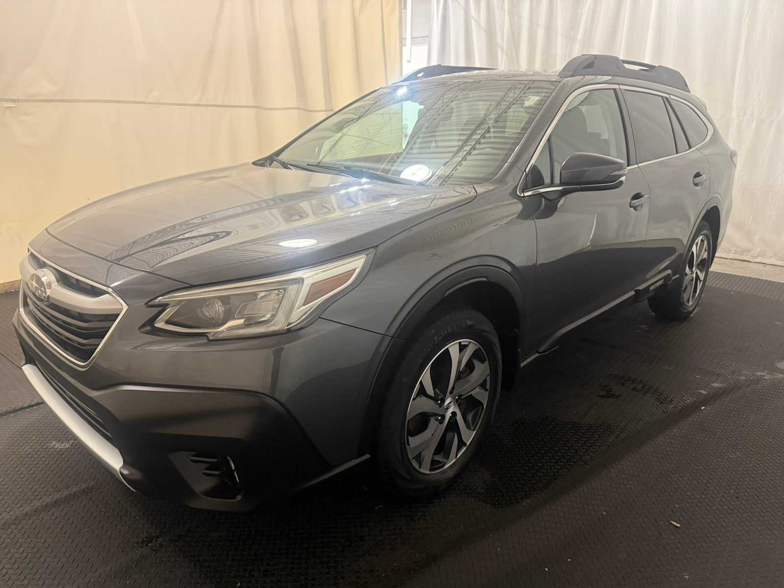 2021 Subaru Outback Limited's photo