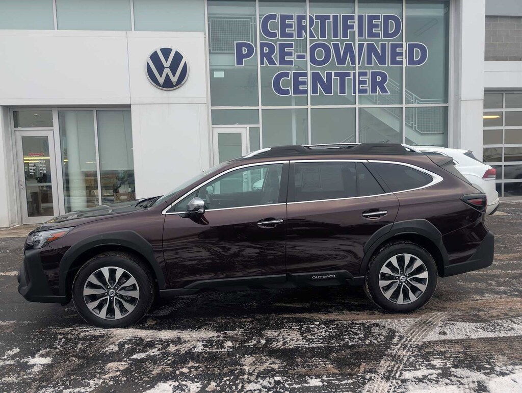 Used 2023 Subaru Outback Touring SUV