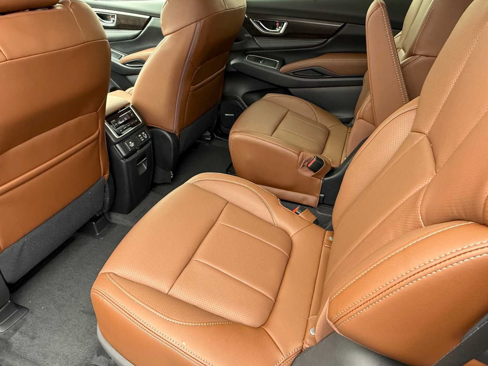 2026 Subaru Ascent Touring - Photo 10