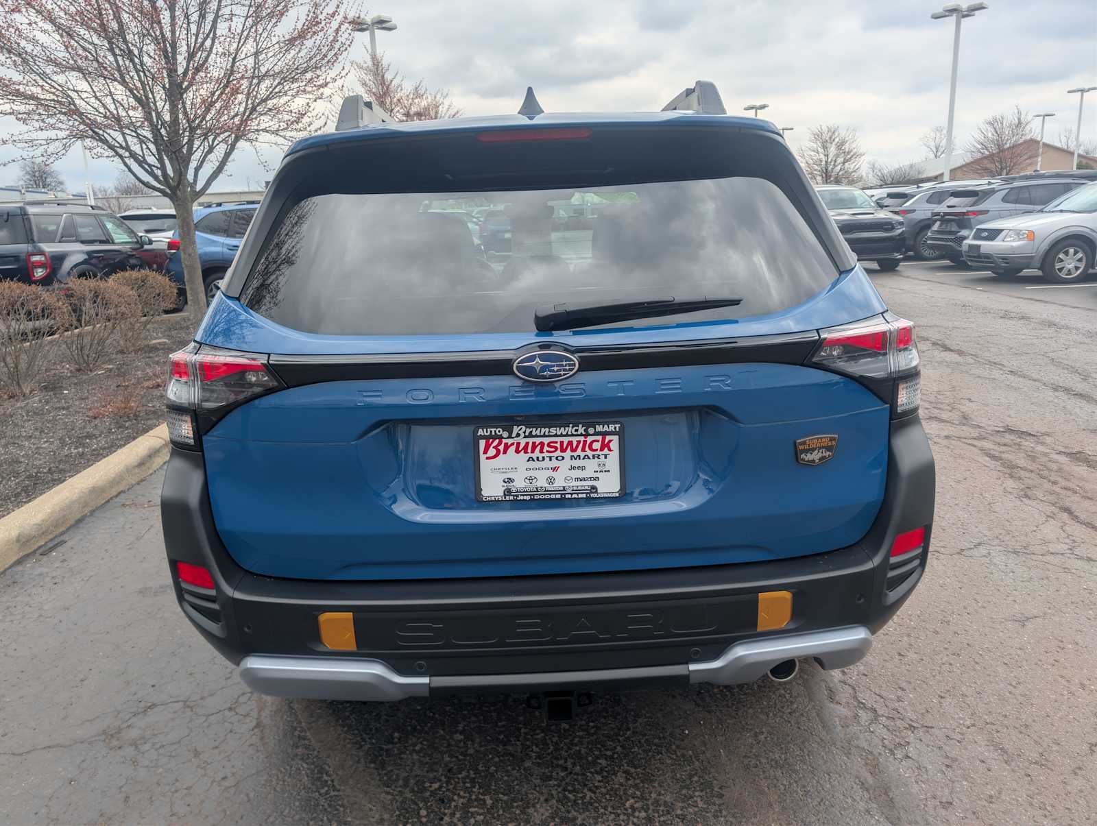 View vehicle photo 6