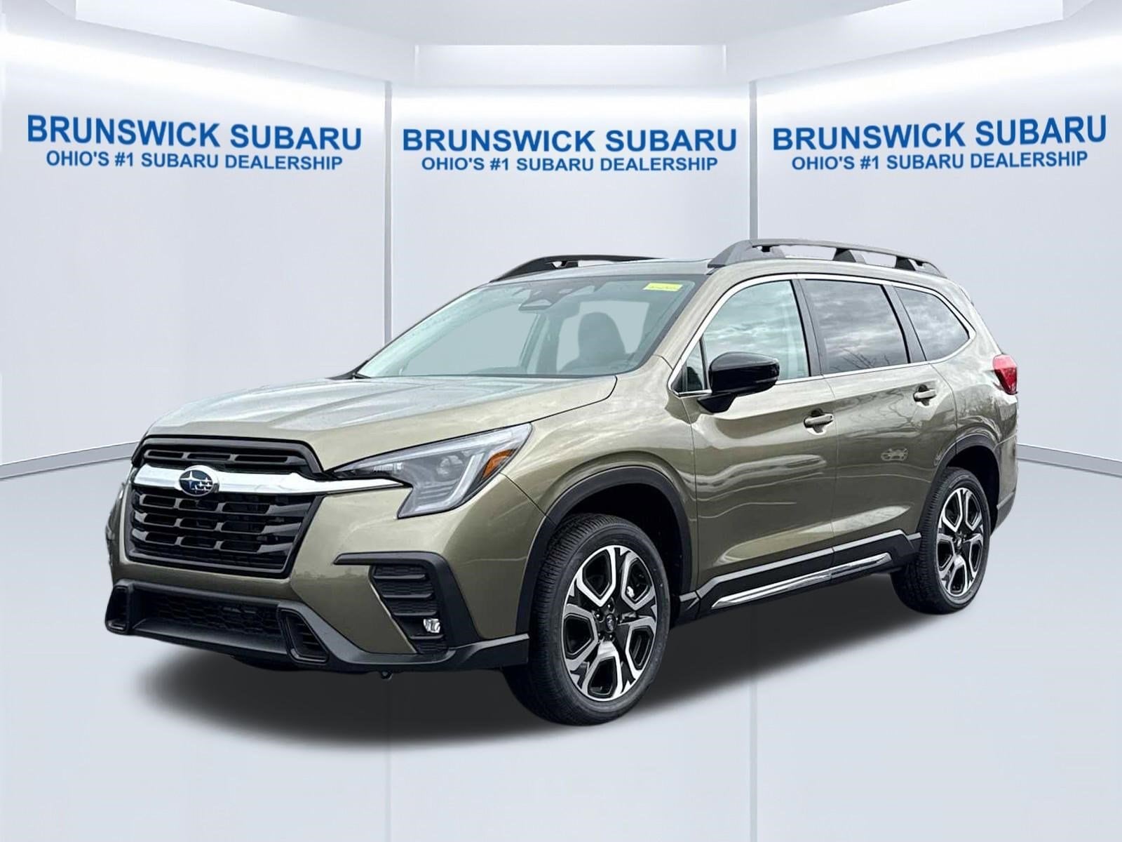 2026 Subaru Ascent Limited 8 Passenger's photo