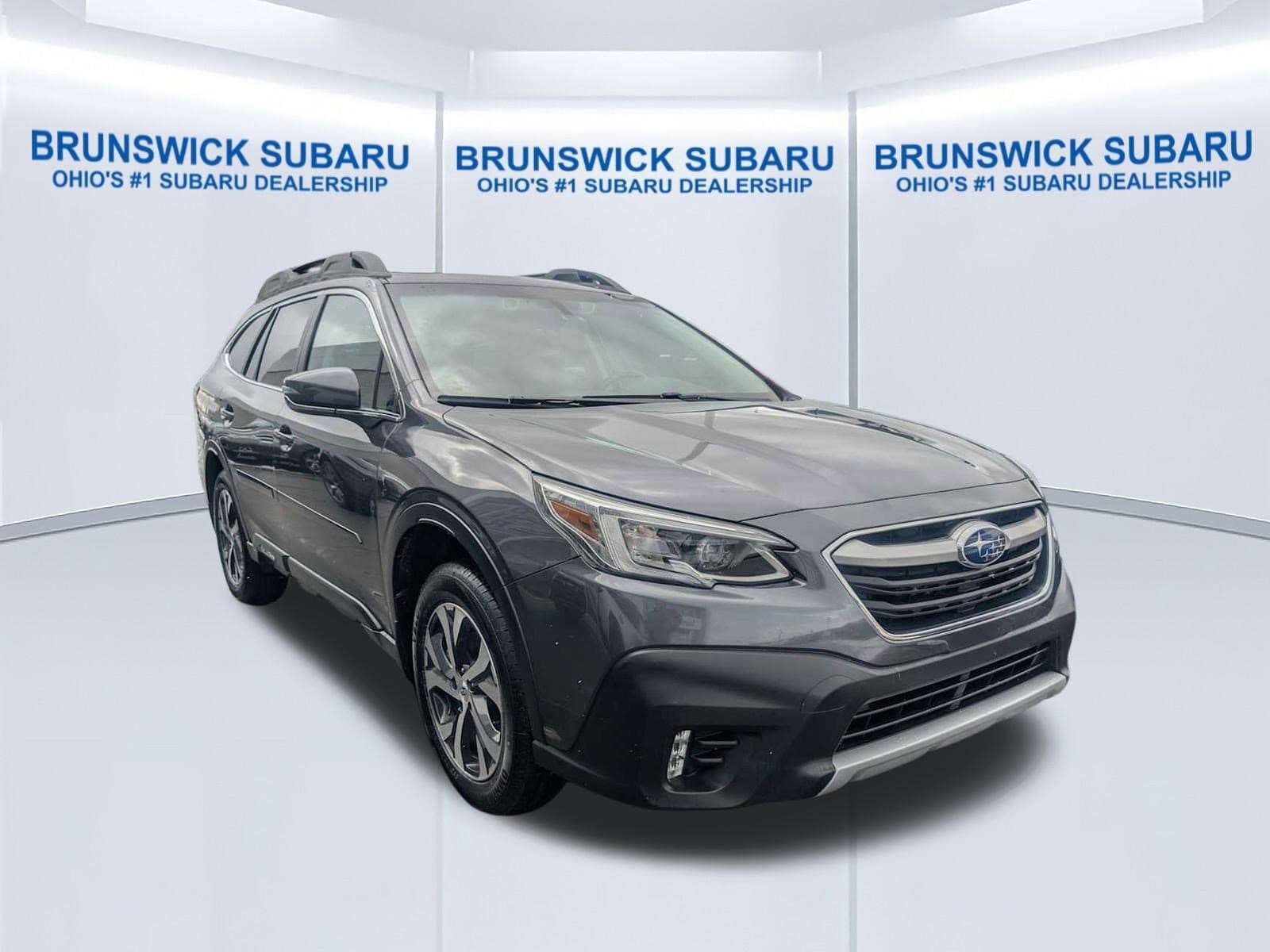2021 Subaru Outback Limited's photo