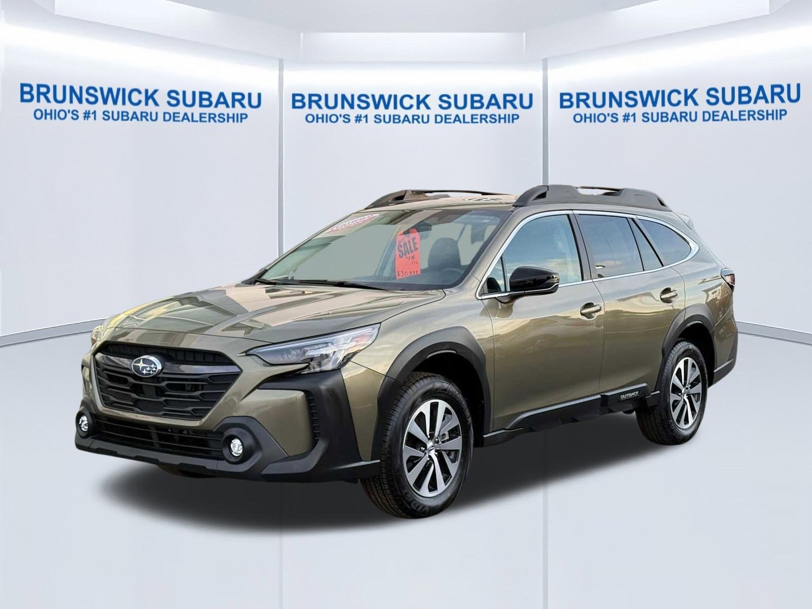 2025 Subaru Outback Premium's photo