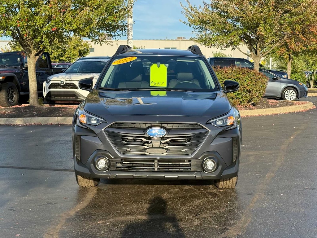 Used 2025 Subaru Outback Premium SUV