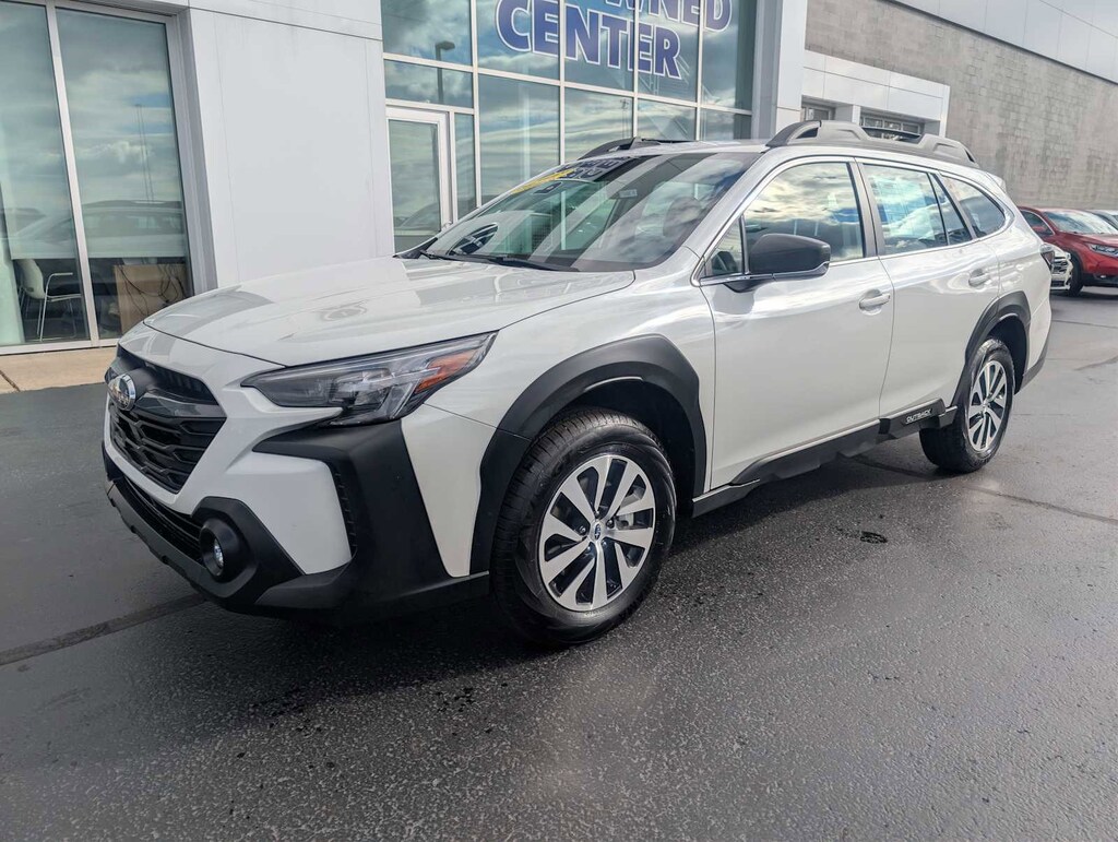 Used 2025 Subaru Outback  SUV
