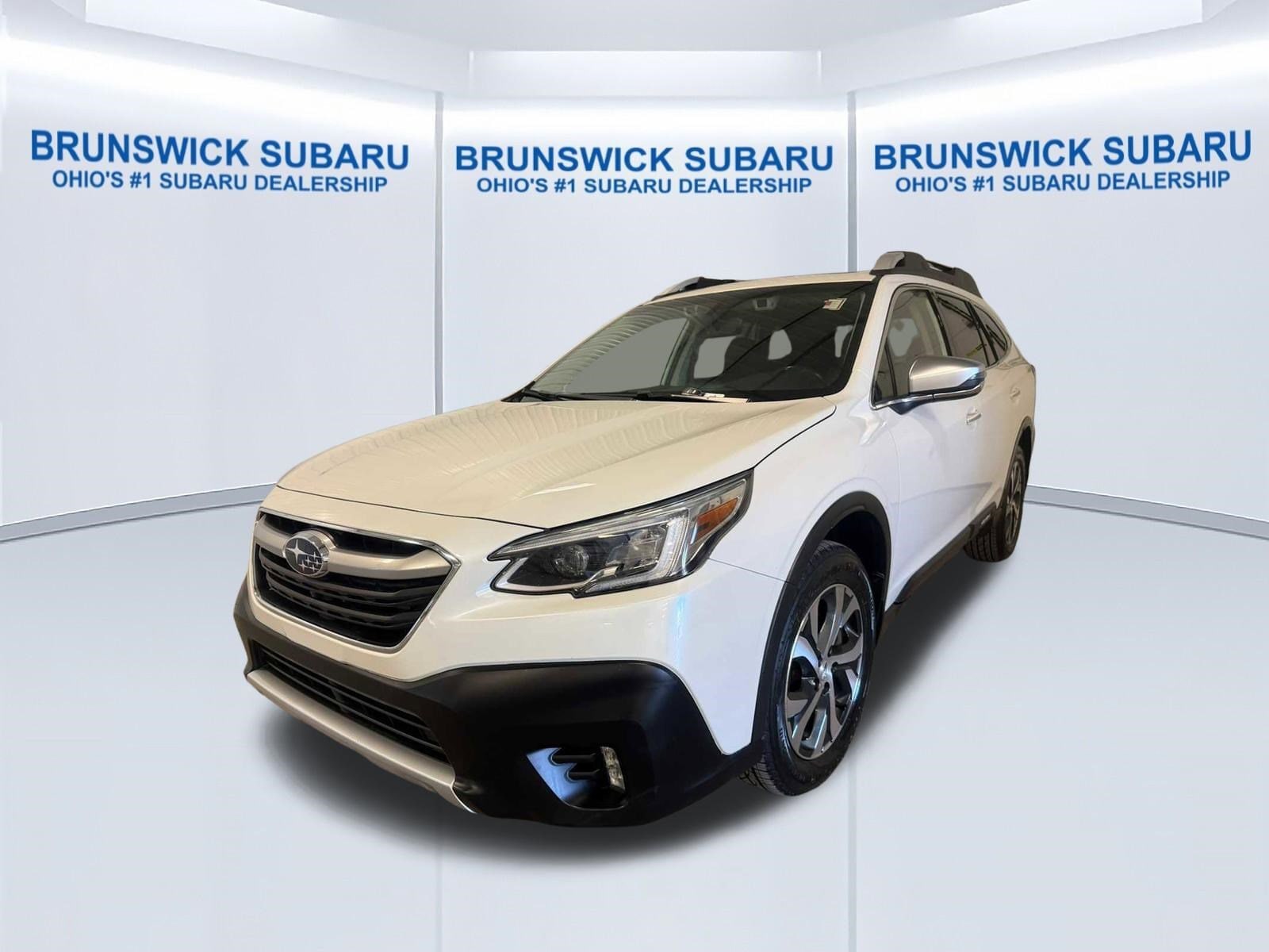 2021 Subaru Outback Touring XT's photo