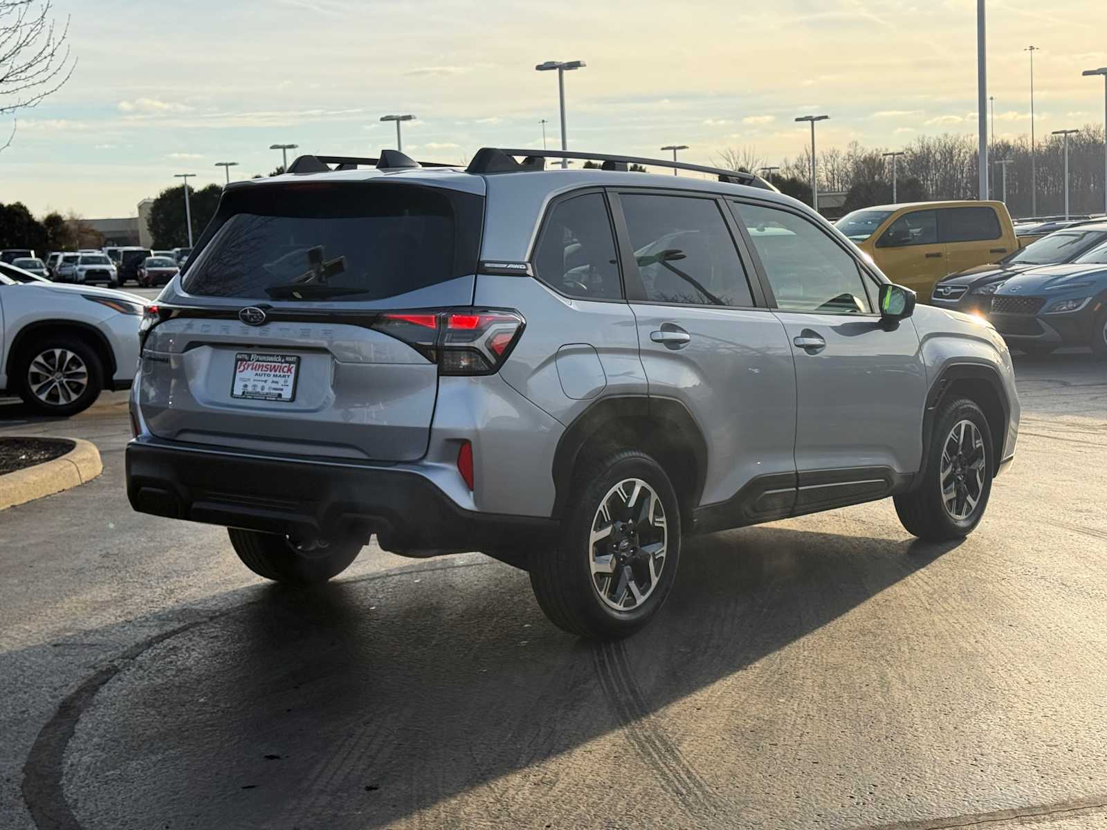 2025 Subaru Forester Premium Base photo 3