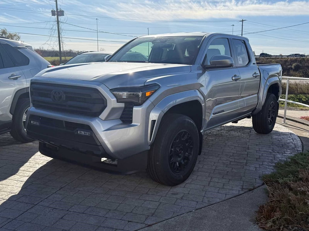 New 2025 Toyota Tacoma SR5 Truck Double Cab