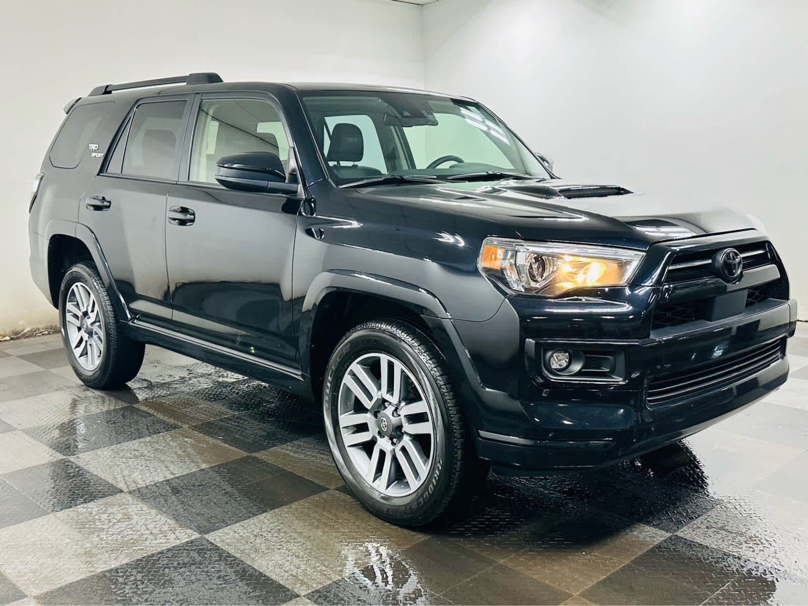2022 Toyota 4Runner TRD Sport photo 3