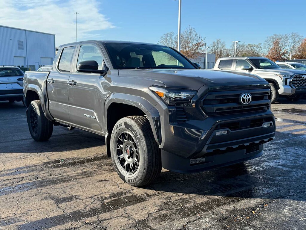 New 2025 Toyota Tacoma SR5 Truck Double Cab