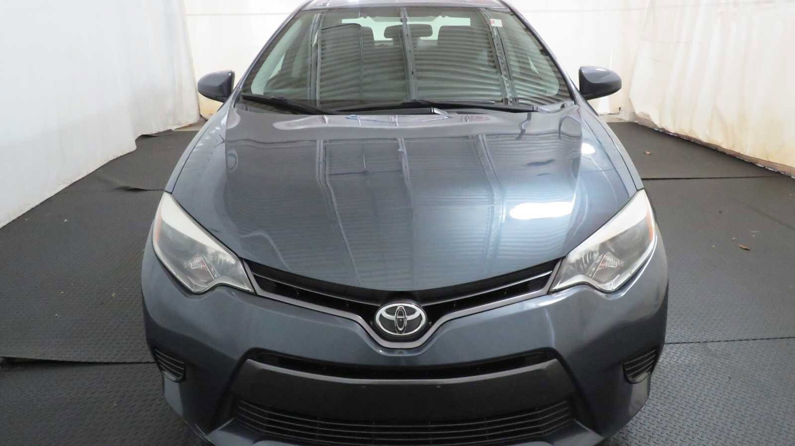 2016 Toyota Corolla L photo 2