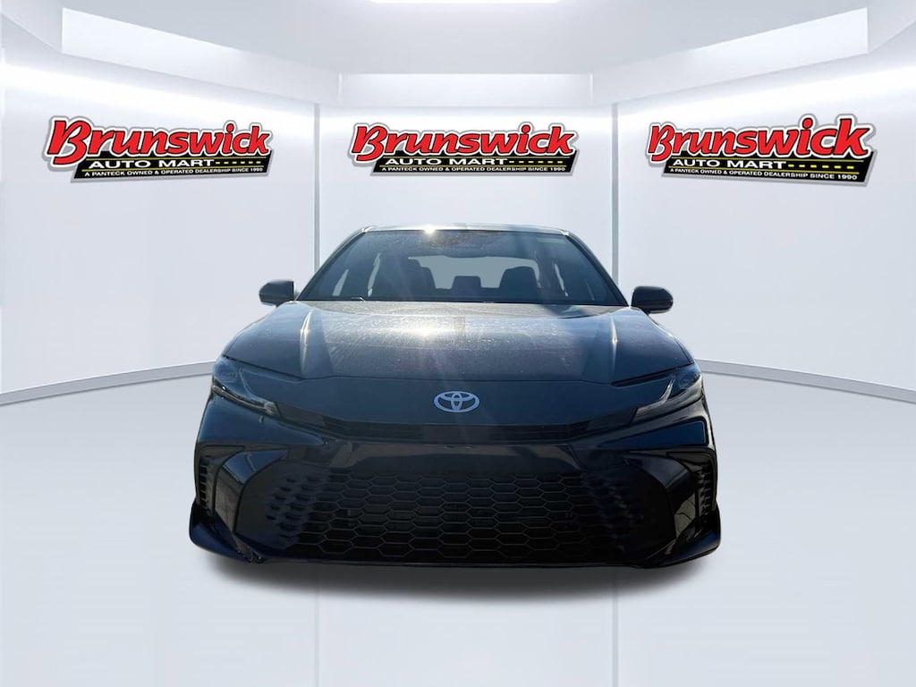 New 2026 Toyota Camry SE Sedan